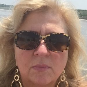 Meet your Posher, Pat